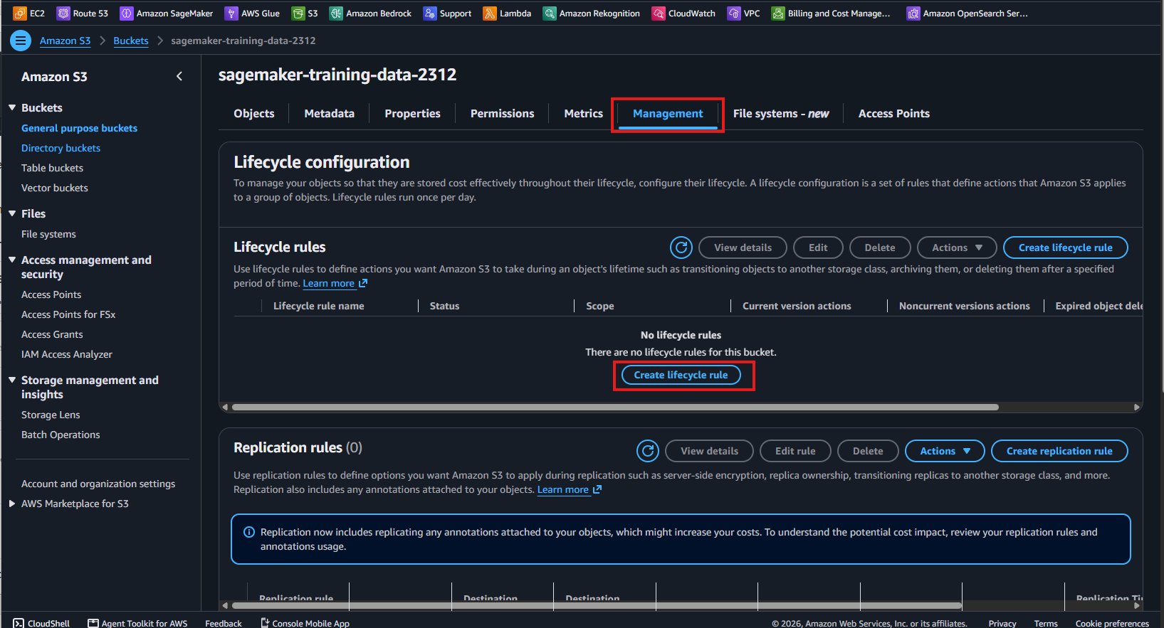 Lifecycle rules と Create lifecycle rule ボタンがある S3 bucket の Management タブ